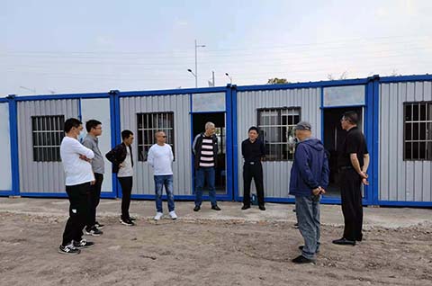 市道路運(yùn)輸管理服務(wù)中心黃軍主任一行到安慶市秦潭湖公交樞紐站項(xiàng)目（一期）檢查工作