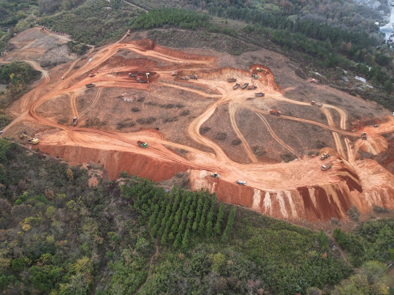 凝心聚力共奮進，攜手邁向新征程——S22天天高速營嶺隧道項目建設(shè)如火如荼